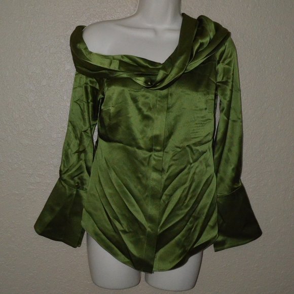 $920 Sz 2 Hellessy Green Calla Off Shoulder Silk Blouse - Picture 2 of 9